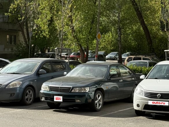 2000 Nissan Laurel VIII (C35), синий, 750000 рублей - вид 1