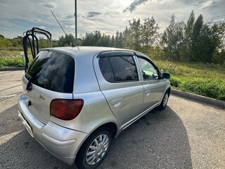 2003 Toyota Vitz I (P10), серый, 370000 рублей, вид 3