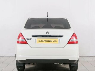 2010 Nissan Tiida I, белый, 649000 рублей, вид 5