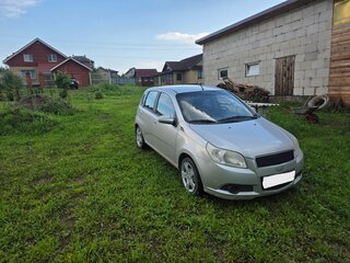 2008 Chevrolet Aveo I Рестайлинг, серебристый, 250000 рублей, вид 3