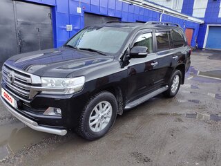 2016 Toyota Land Cruiser 200 Series Рестайлинг 2, чёрный, 7800000 рублей, вид 2