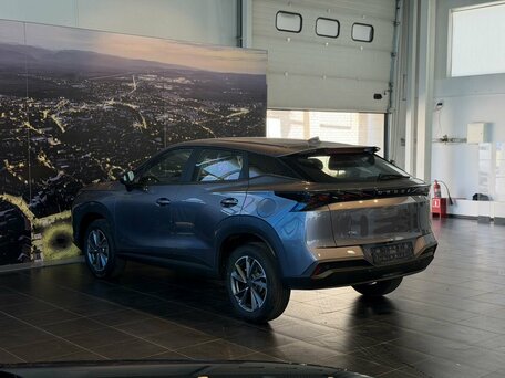 2026 Omoda C5 II, серый, 2300000 рублей, вид 4