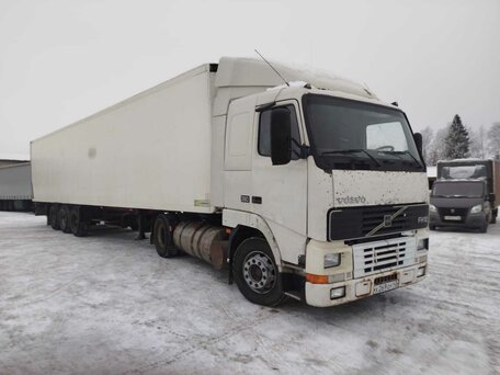 2000 Volvo FH, белый, 900000 рублей, вид 3