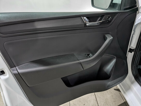 2021 Skoda Rapid II, белый, 1035000 рублей - вид 17