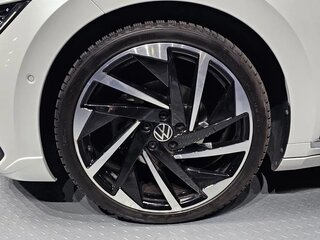 2022 Volkswagen Arteon I Рестайлинг, белый, 4470000 рублей, вид 5