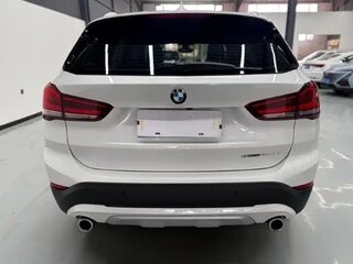 2022 BMW X1 18i sDrive II (F48) Рестайлинг, белый, 2800000 рублей, вид 5