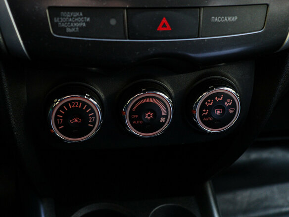 2012 Mitsubishi ASX I Рестайлинг, чёрный, 750000 рублей - вид 12