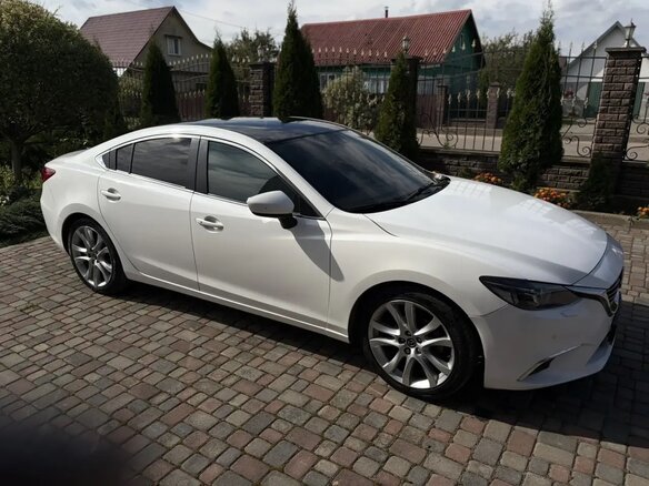 2015 Mazda 6 III (GJ) Рестайлинг, белый, 1900000 рублей