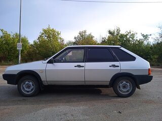 1998 Lada (ВАЗ) 2109, серебристый, 180000 рублей, вид 2