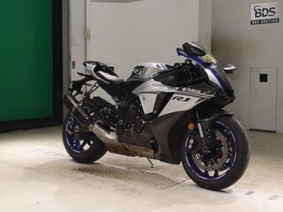 2024 Yamaha YZF-R1, серебристый, 1925000 рублей, вид 3