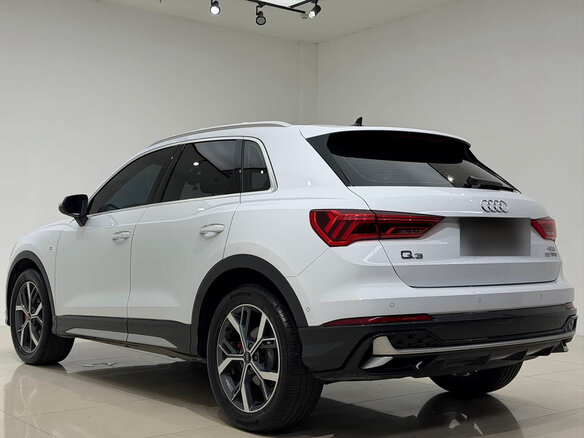 2023 Audi Q3 35 TFSI II (F3), белый, 1900000 рублей - вид 18