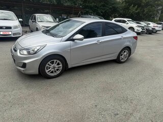 2011 Hyundai Solaris I, серый, 598000 рублей, вид 5