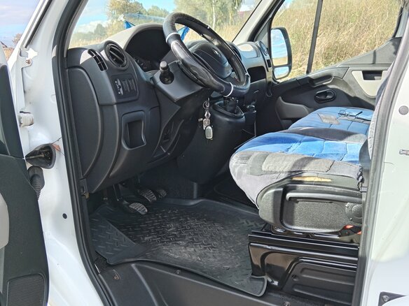 2013 Renault Master, белый, 2600000 рублей - вид 12