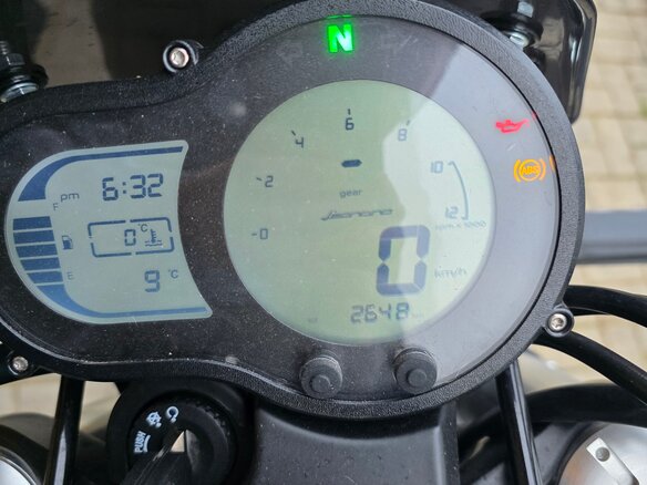 2025 Benelli Leoncino 500 Trail, серый, 450000 рублей - вид 2