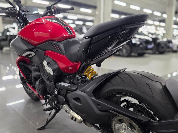 2022 Ducati Diavel V4, красный, 2349000 рублей - вид 21