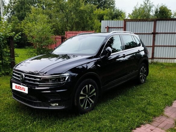 2019 Volkswagen Tiguan II, чёрный, 2400000 рублей