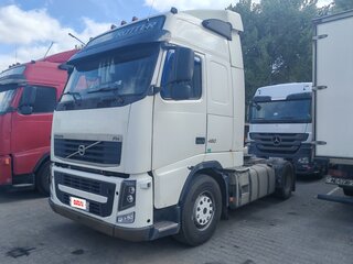 2012 Volvo FH, белый, 2800000 рублей, вид 1