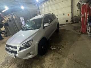 2009 Toyota RAV4 Long III (XA30), серебристый, 1650000 рублей, вид 1