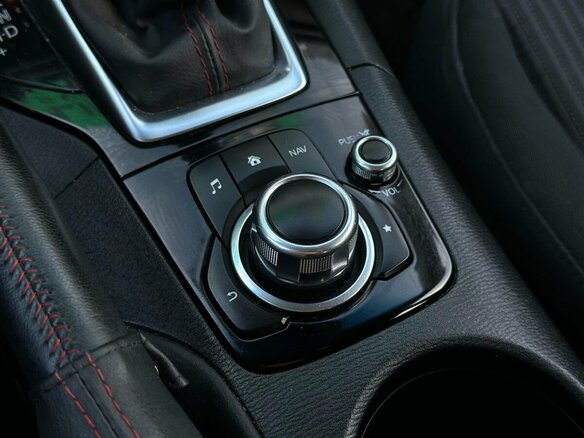 2013 Mazda 3 III (BM), белый, 999000 рублей - вид 16