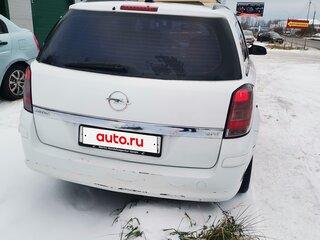 2007 Opel Astra H Рестайлинг, белый, 390000 рублей, вид 4