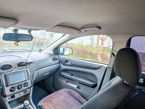 2009 Ford Focus II Рестайлинг, белый, 450000 рублей - вид 6