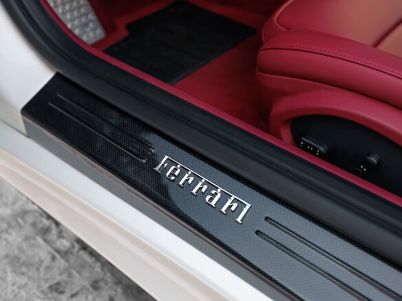 2014 Ferrari F12, белый, 26900000 рублей - вид 21