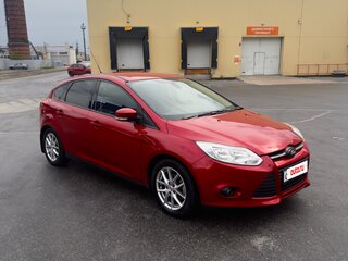 2011 Ford Focus III, красный, 725000 рублей, вид 2