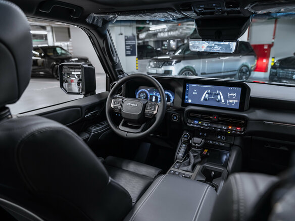 2026 Toyota Land Cruiser Prado 250 Series, чёрный, 11800000 рублей - вид 3