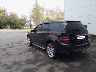 2005 Mercedes-Benz M-Класс 350 II (W164), чёрный, 1300000 рублей, вид 4