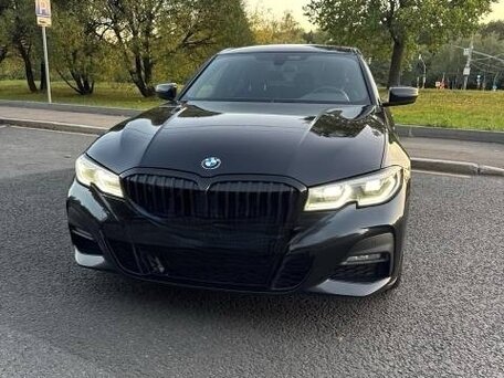 2019 BMW 3 серии 320i xDrive VII (G2x), чёрный, вид 3