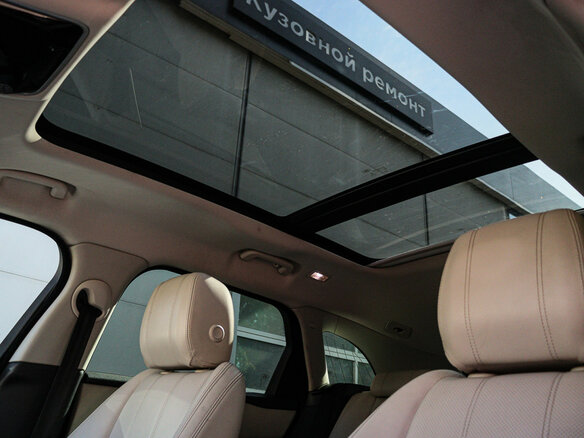 2017 Land Rover Range Rover Velar I, серый, 3200000 рублей - вид 12