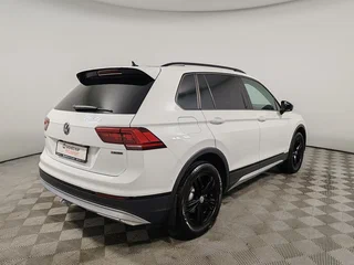 2019 Volkswagen Tiguan II, белый, 2349000 рублей, вид 5