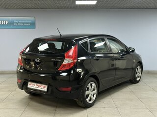 2012 Hyundai Solaris I, чёрный, 771000 рублей, вид 5