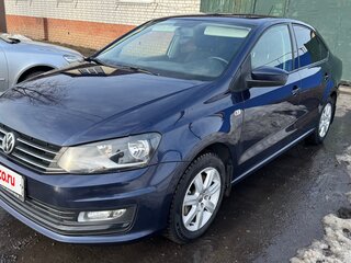 2015 Volkswagen Polo V Рестайлинг, синий, 1050000 рублей, вид 1