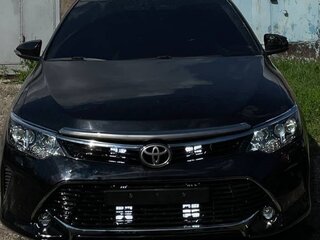2015 Toyota Camry VII (XV50) Рестайлинг, чёрный, 1650000 рублей, вид 1