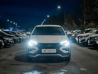 2023 Lada (ВАЗ) Vesta SW Cross I Рестайлинг (NG), белый, 1222000 рублей, вид 3