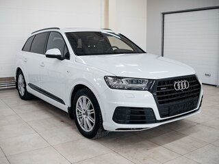 Audi Q7 II (4M)