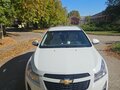 2013 Chevrolet Cruze I Рестайлинг, белый, 820000 рублей - вид 1