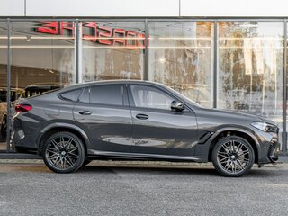 2022 BMW X6 M Competition III (F96), серый, 11025000 рублей, вид 5