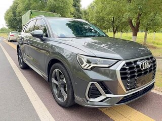2023 Audi Q3 35 TFSI II (F3), серый, 1950000 рублей, вид 3