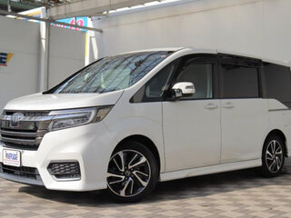 2022 Honda Stepwgn Spada V Рестайлинг, белый, 1700000 рублей, вид 5