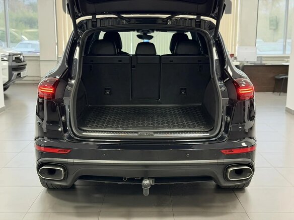 2015 Porsche Cayenne II Рестайлинг (958), чёрный, 4950000 рублей - вид 17
