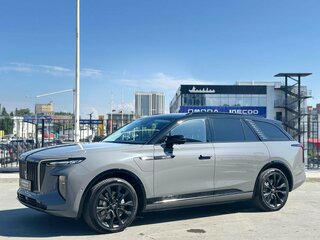 Hongqi E-HS9 120 kWh