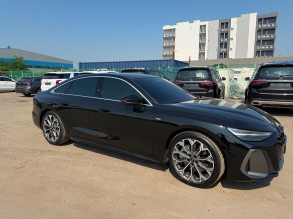 2026 Audi A6 VI (C9), чёрный, 9200000 рублей - вид 2