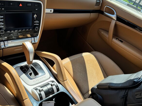 2009 Porsche Cayenne S I Рестайлинг (957), чёрный - вид 12