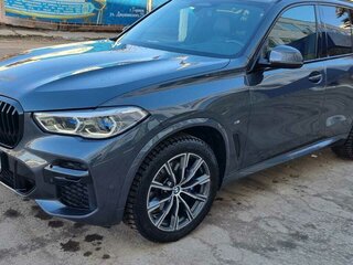 2022 BMW X5 40i IV (G05/G18), серый, 10000000 рублей, вид 2