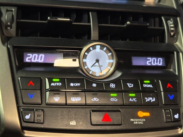 2015 Lexus NX 200 I, белый, 3950000 рублей - вид 22