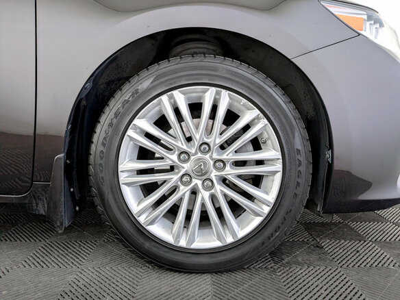 2014 Lexus ES 250 VI, коричневый, 2490000 рублей - вид 17