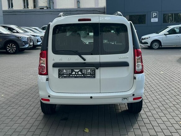 2026 Lada (ВАЗ) Largus I Рестайлинг, белый, 1837000 рублей - вид 5