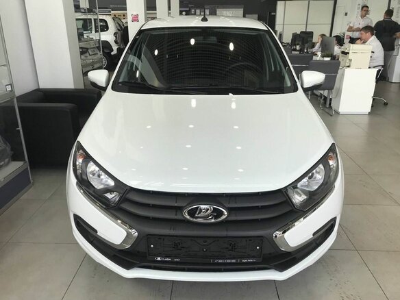 2026 Lada (ВАЗ) Granta I Рестайлинг, белый - вид 1
